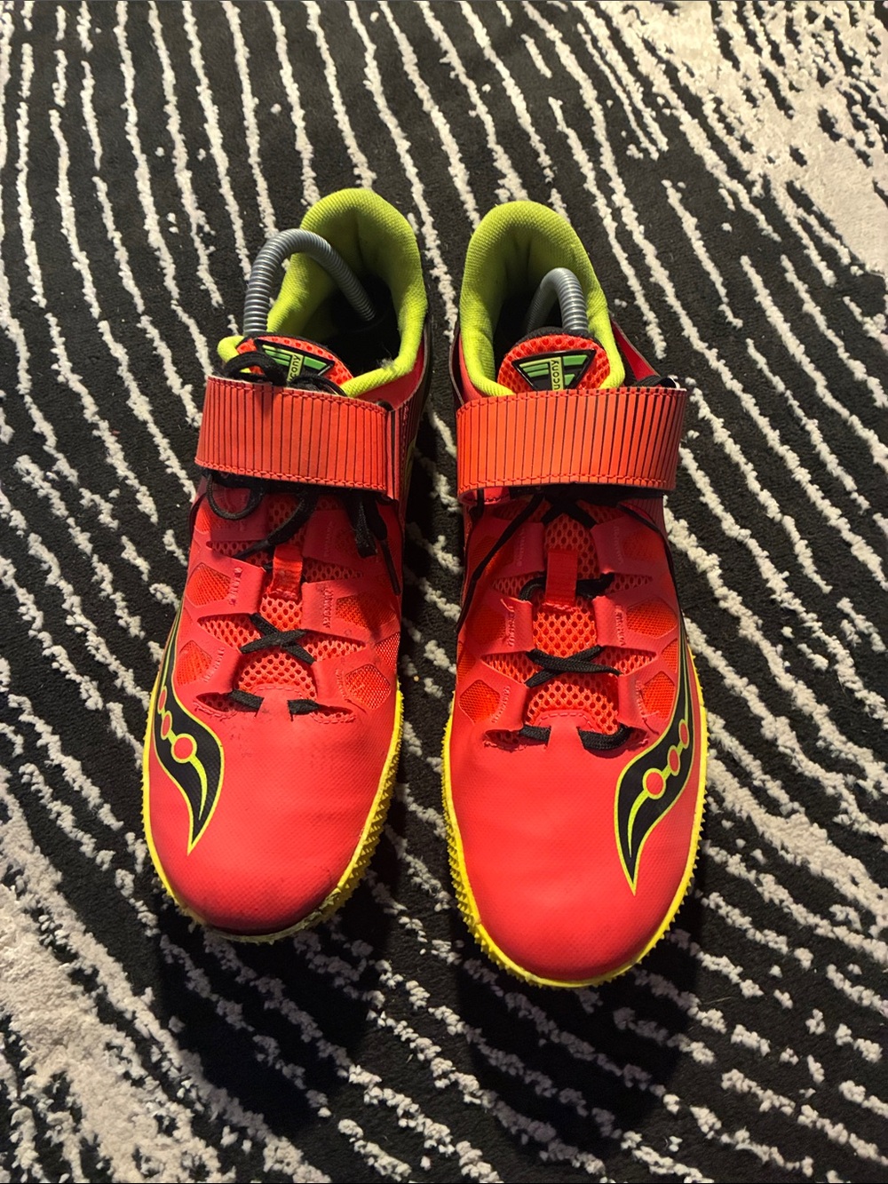 Saucony track spikes pink Sneakers with Lime Accents